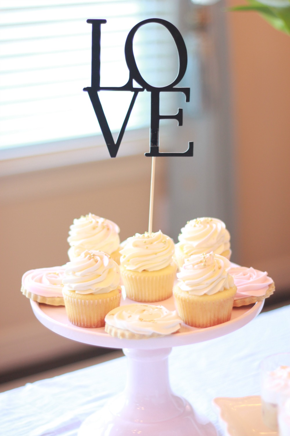 bridal shower cupcakes