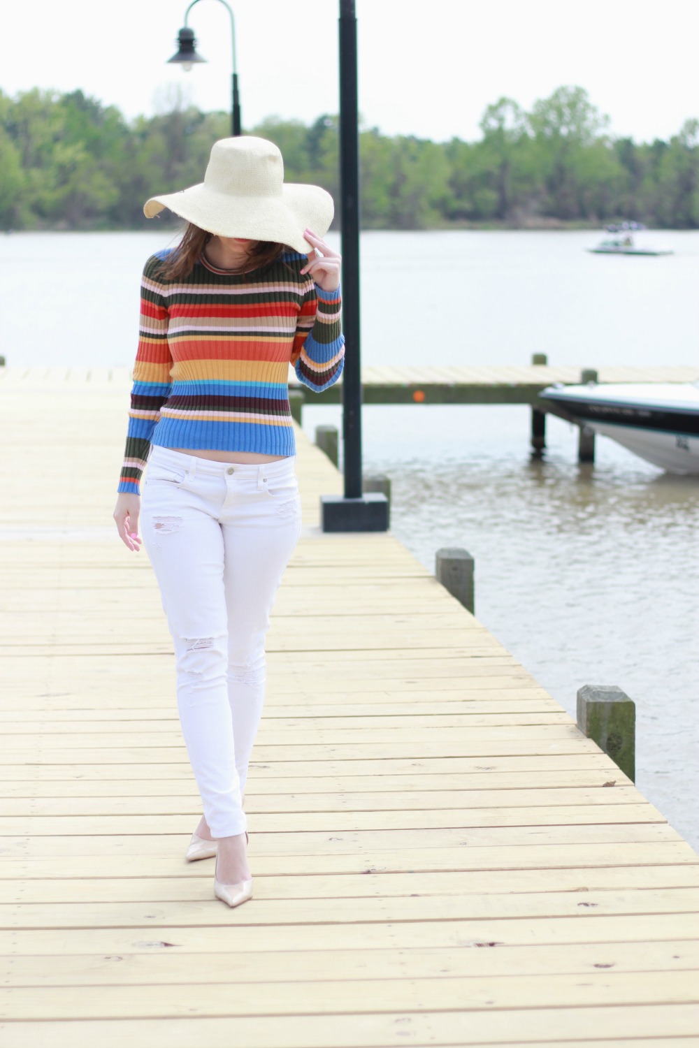 rainbow sweater-spring and summer outfit perfect for a day at the lake | BNBstyling.com