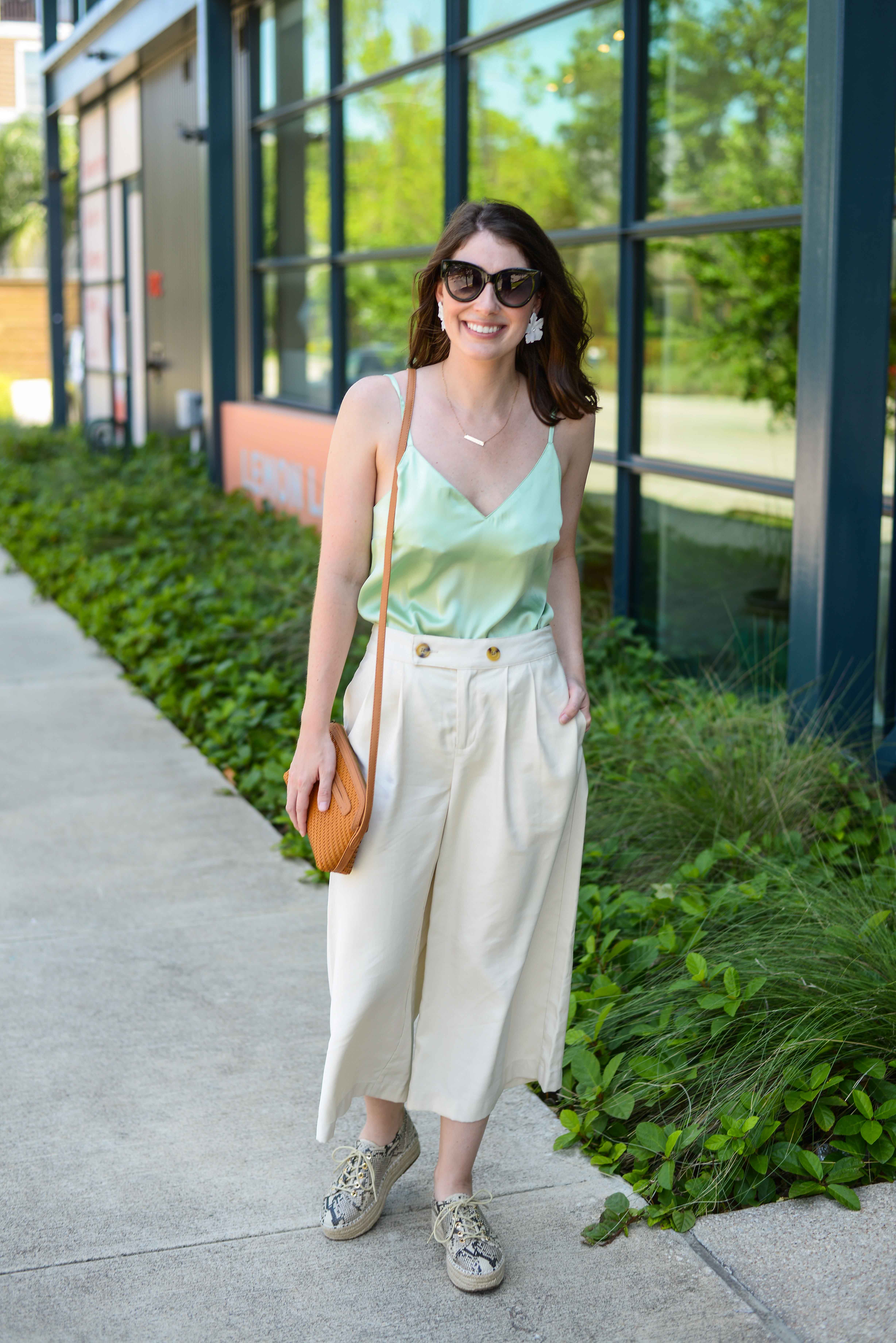 perfect summer wide leg pant look